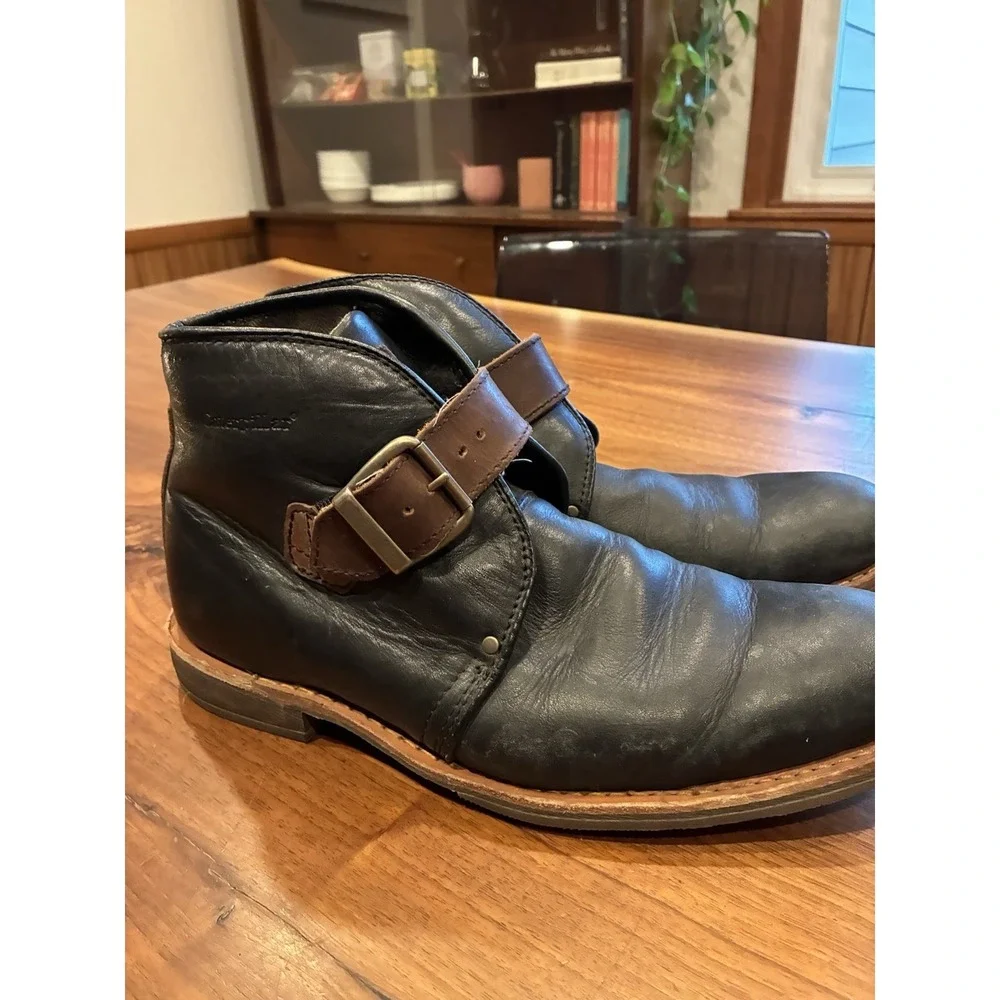 CAT Caterpillar Black Leather Boots men's size US 10.5 EU 43.5